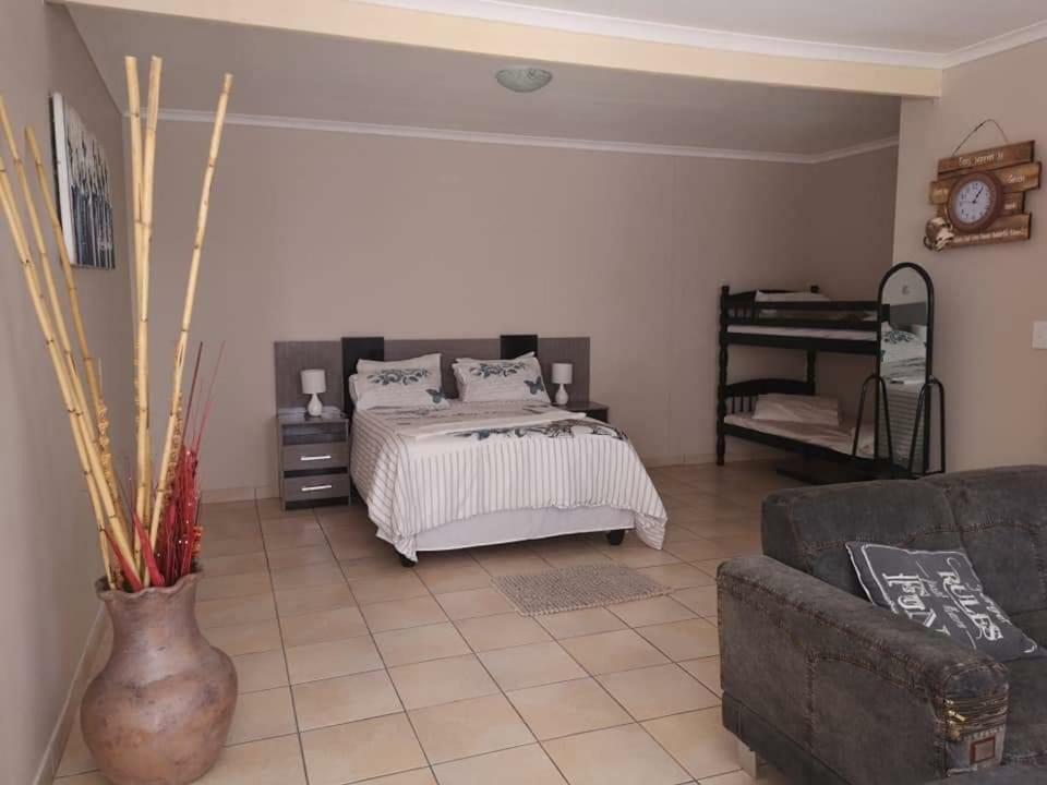 Stevens Guesthouse Swakopmund Camera foto