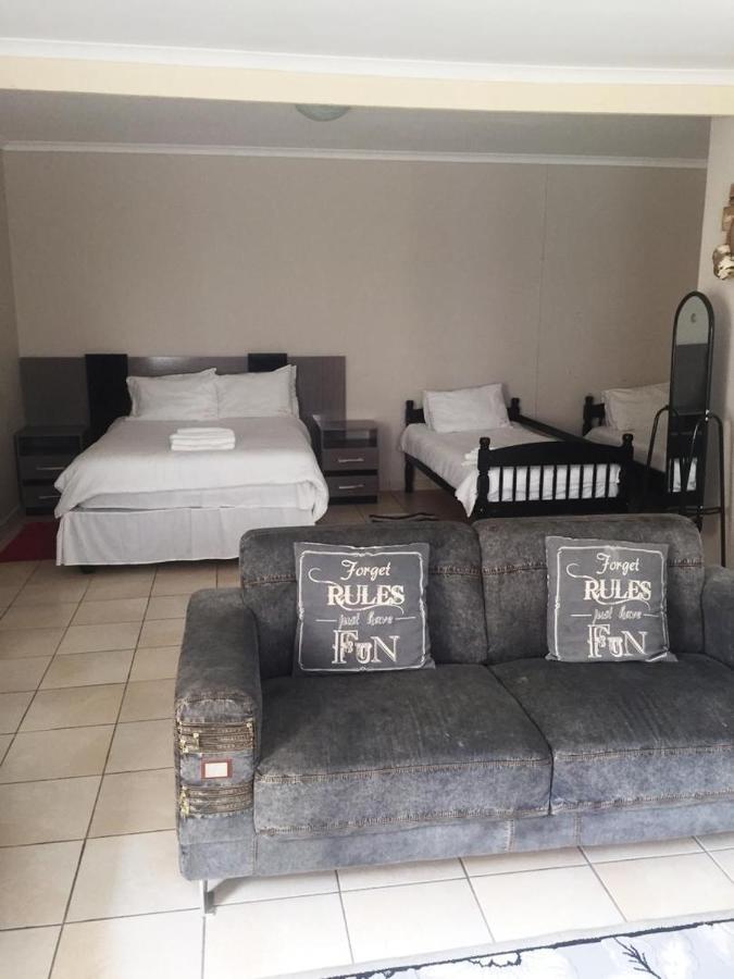 Stevens Guesthouse Swakopmund Esterno foto